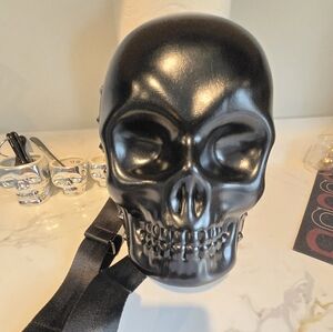 Spirit Black Skull Crossbody Bag